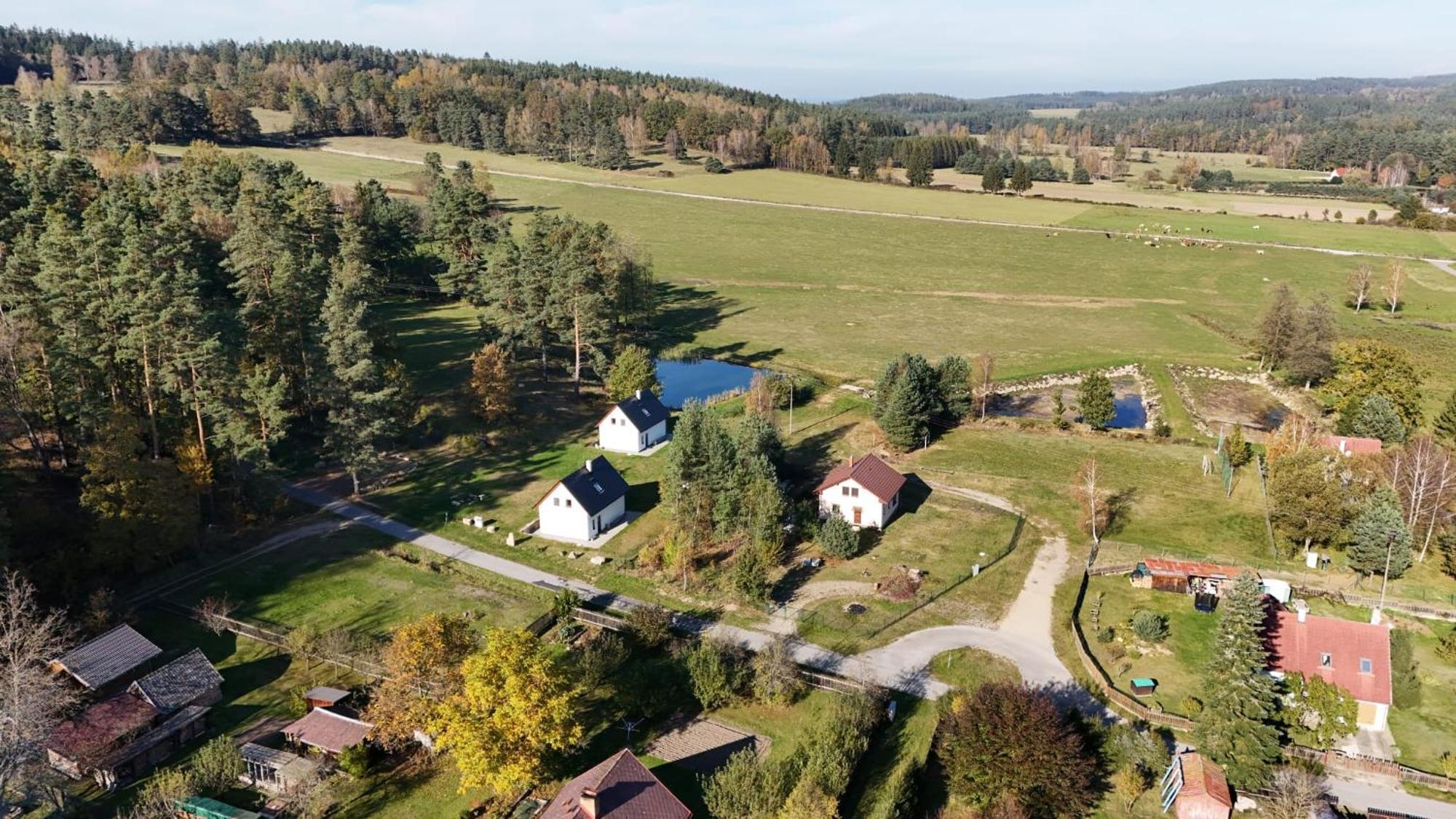 Vila Klidna Lokalita Na Kraji Lesa, Cely Dum S Uschovnu Kol Nová Bystřice Exteriér fotografie