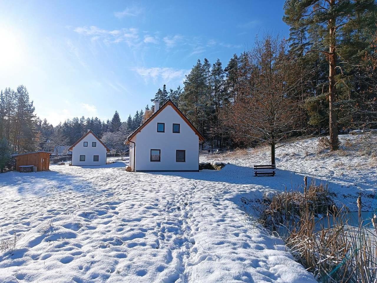 Vila Klidna Lokalita Na Kraji Lesa, Cely Dum S Uschovnu Kol Nová Bystřice Exteriér fotografie